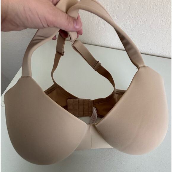 Cacique Nude Lightly Lined T-Shirt No-Wire Bra Size 38DD - Picture 4 of 9